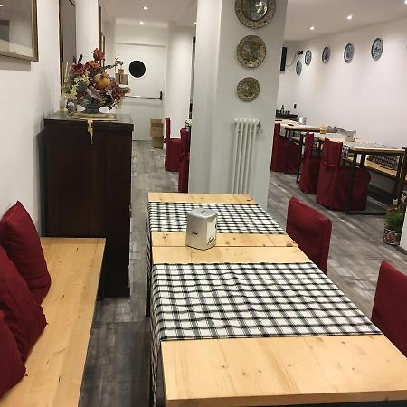 Affittacamere Lago Rotondo Mezzana  Ngoại thất bức ảnh