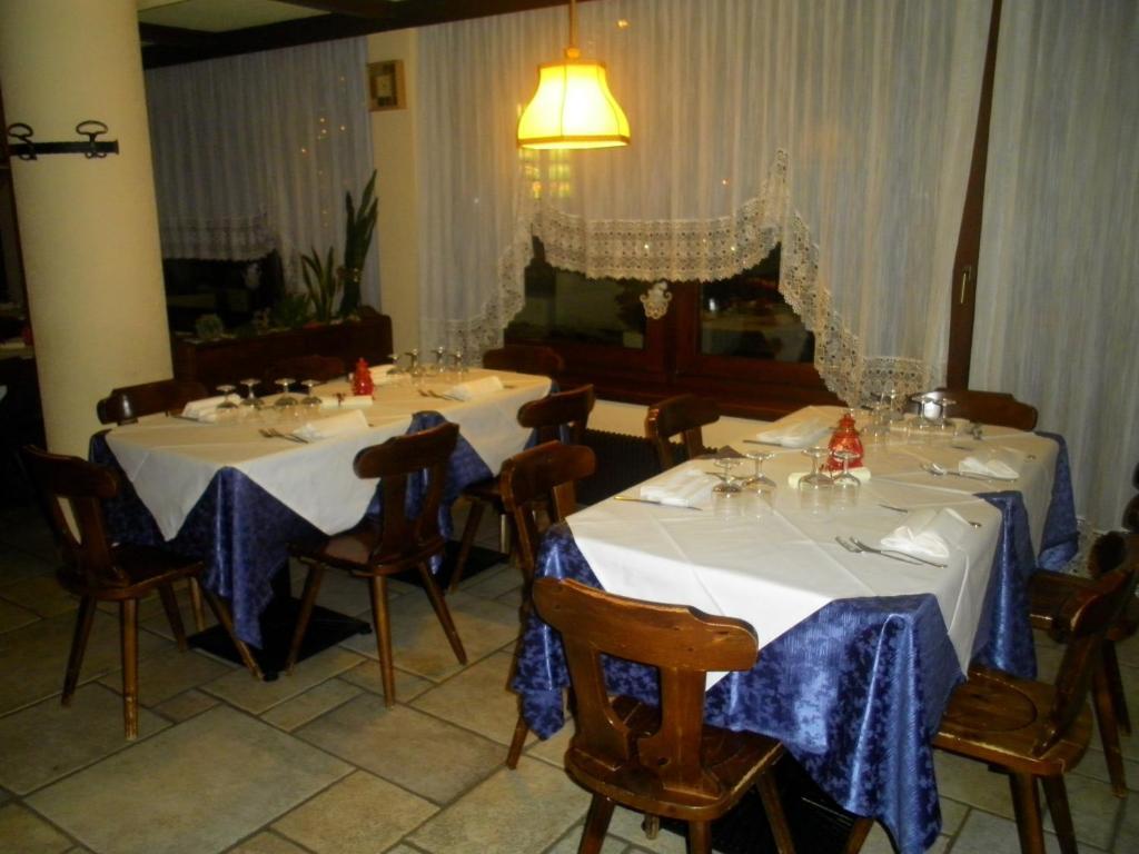 Affittacamere Lago Rotondo Mezzana  Ngoại thất bức ảnh