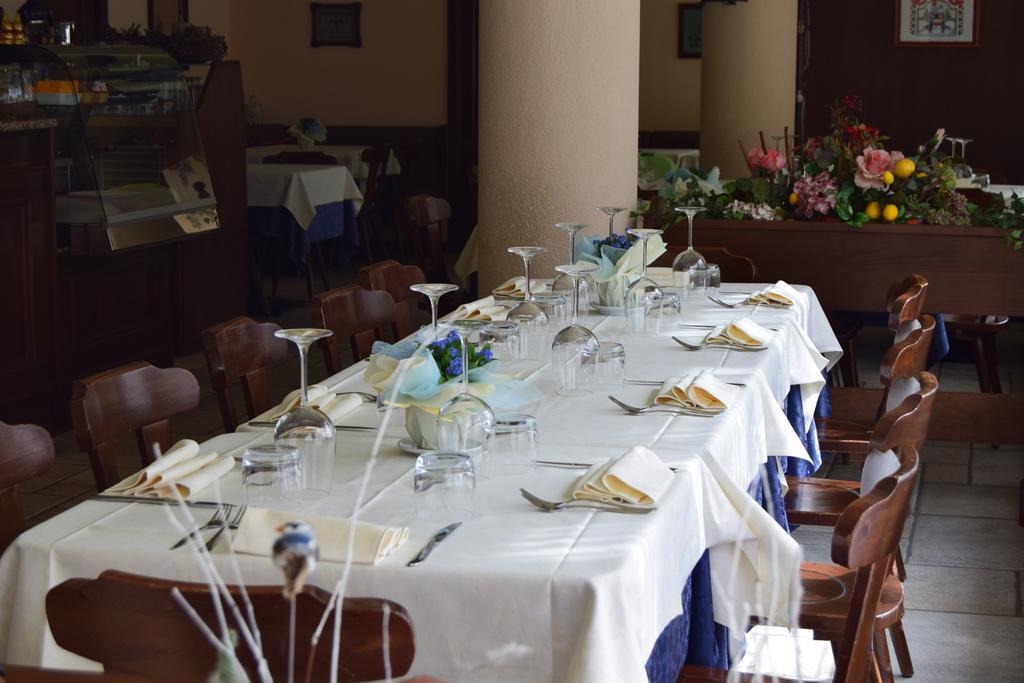 Affittacamere Lago Rotondo Mezzana  Ngoại thất bức ảnh